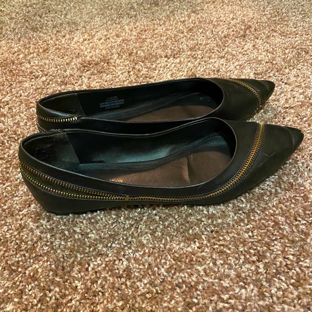 BCBGeneration flats